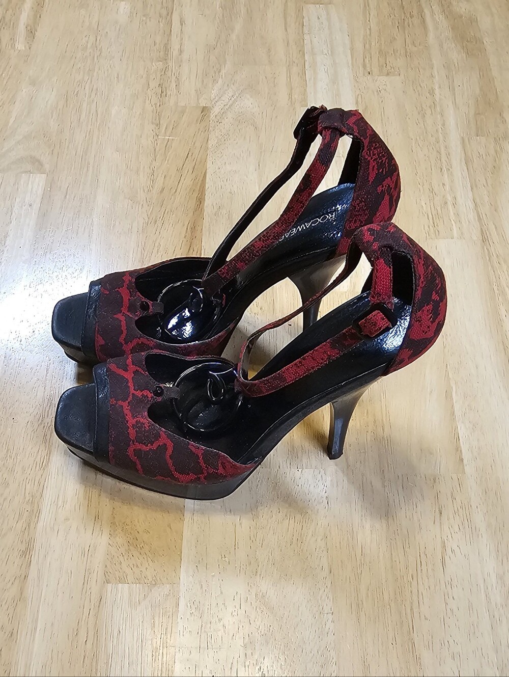 Rocawear Sexy Ankle Strap High Heels